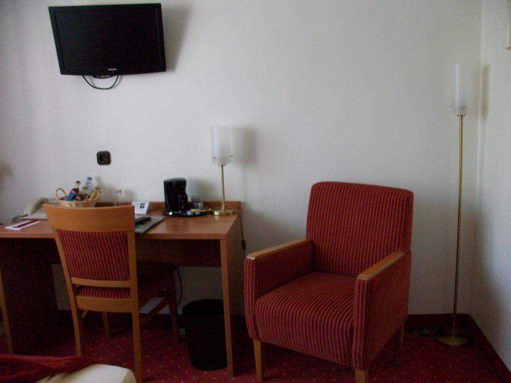 Ruhr Hotel Essen Bagian luar foto