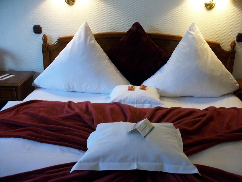 Ruhr Hotel Essen Bagian luar foto