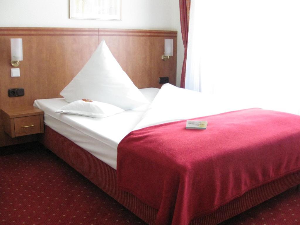 Ruhr Hotel Essen Bagian luar foto